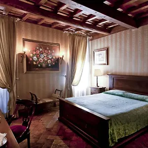 4* Lägenhetshotell Castle Of Glamour Xvi Century Luxury