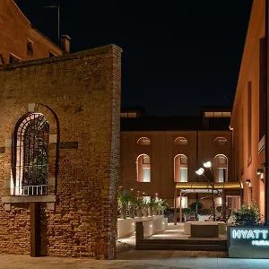 lagare-hotel-venezia-mgallery-by-sofitel.hotelinveneto.com/